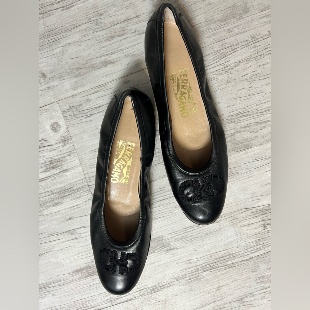 Ferragamo black ballet flats